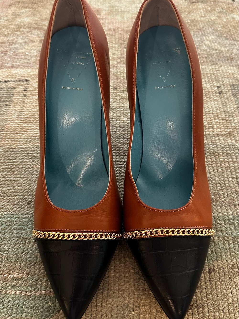 Valentina Rangoni Leather Stiletto Pumps Size 9M Handcrafted in Italy